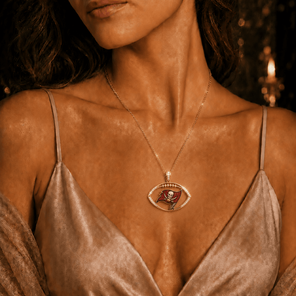 TBB Solid Gold Chain with Diamond Pendant TMH