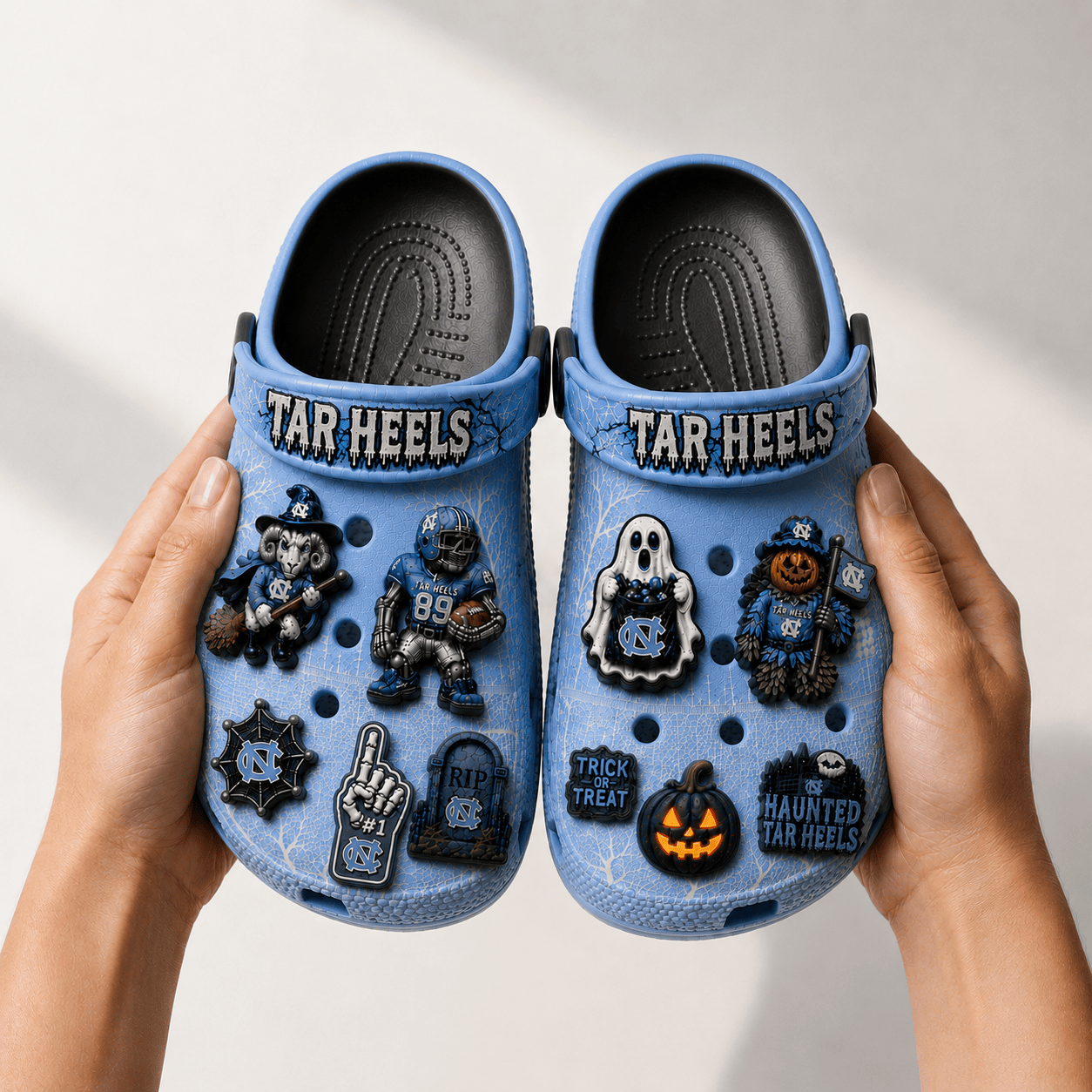 UNC PREMIUM CLOGS TTTT
